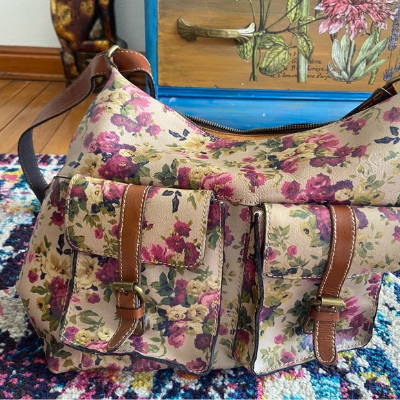 Patricia Nash Bags Patricia Nash Floral Hobo With Wallet Poshmark